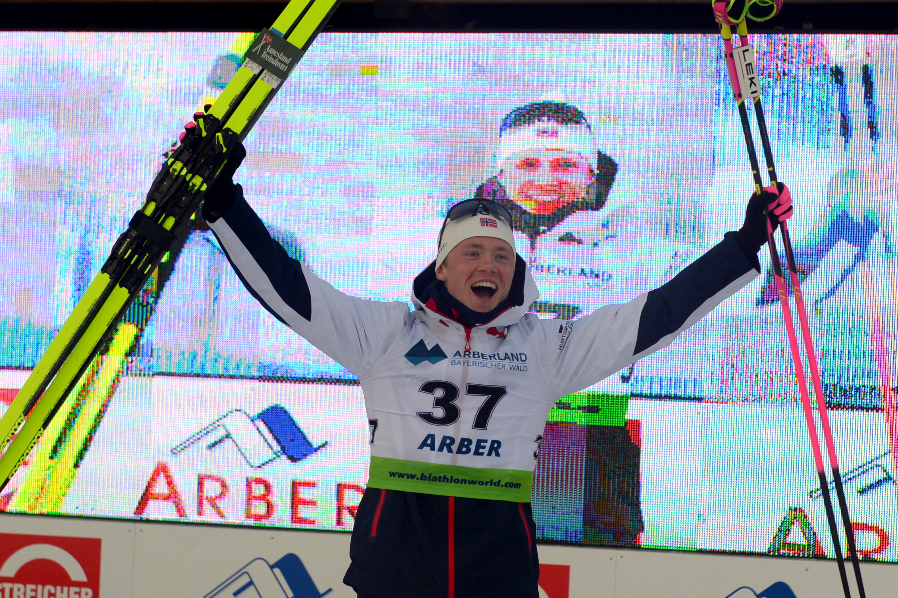 Uldal and Auchentaller win Sprint 1 in Arber